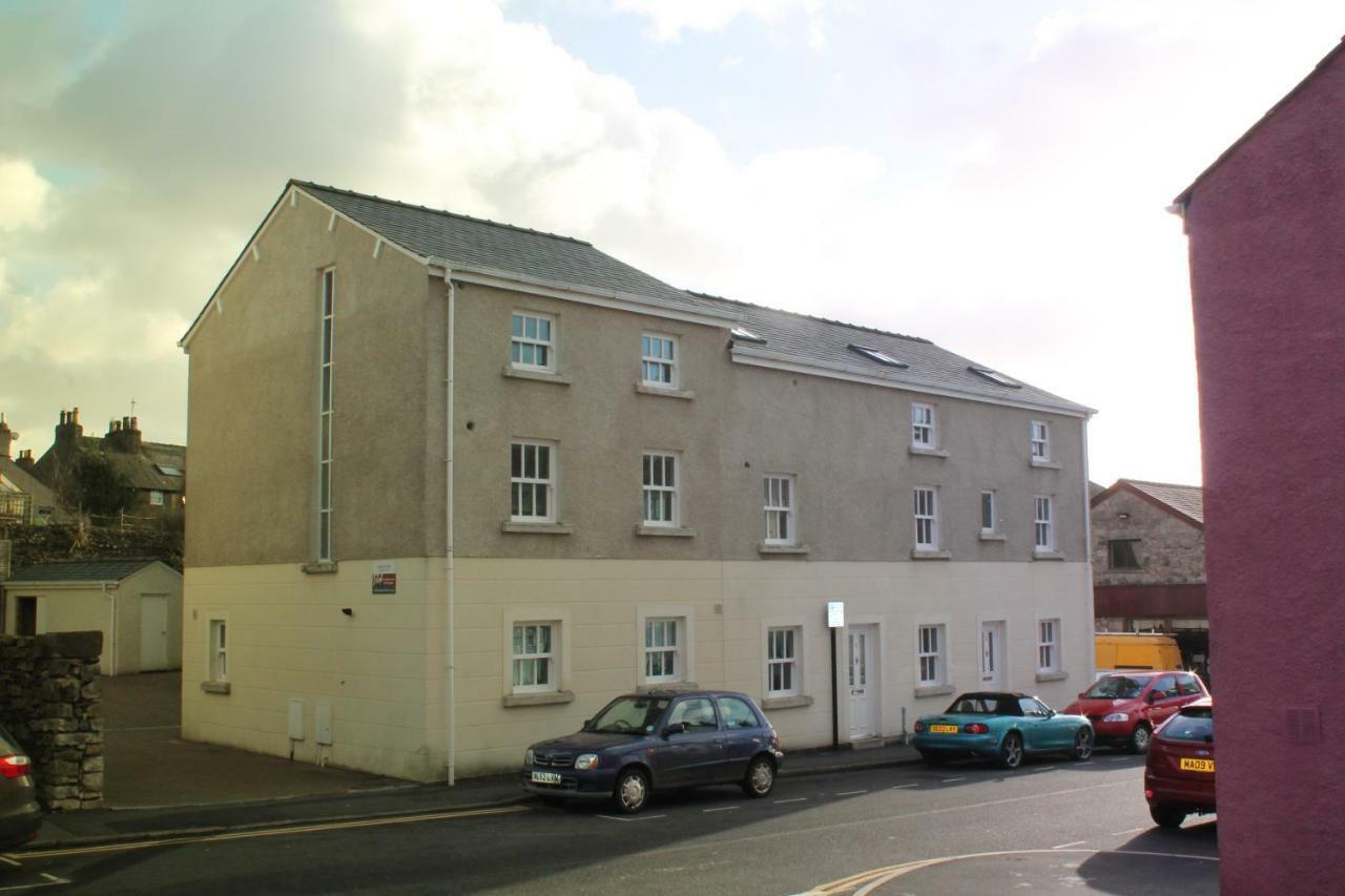 2 Laurel Court Villa Ulverston Dış mekan fotoğraf